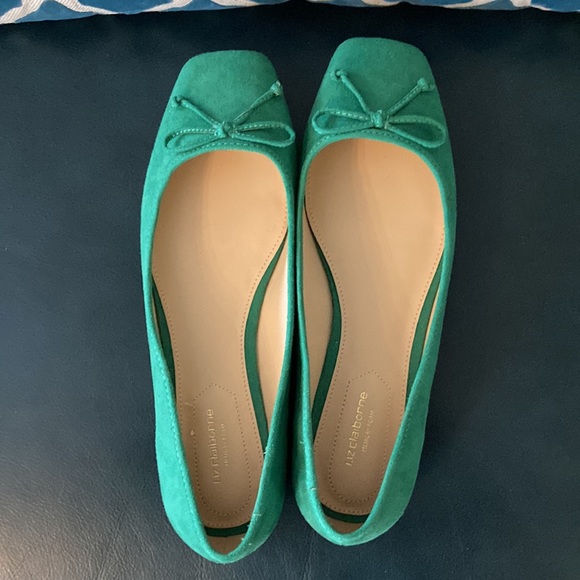 Liz Claiborne Flats - Picture 7 of 8